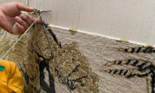 weaving-of-hand-knotted-wendy-morrison-design-rug